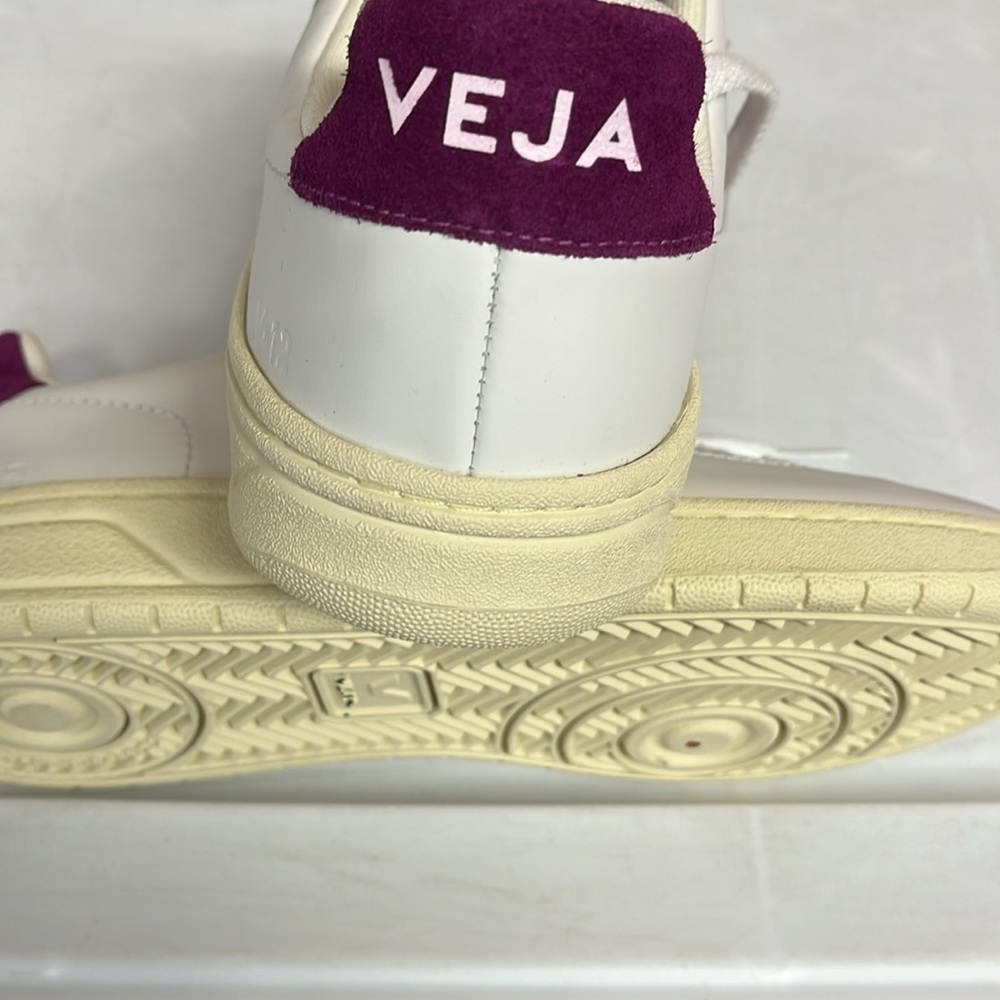 Veja V-12 Size 8 New White and Purple Sneakers Classic Design free People - Picture 6 of 10
